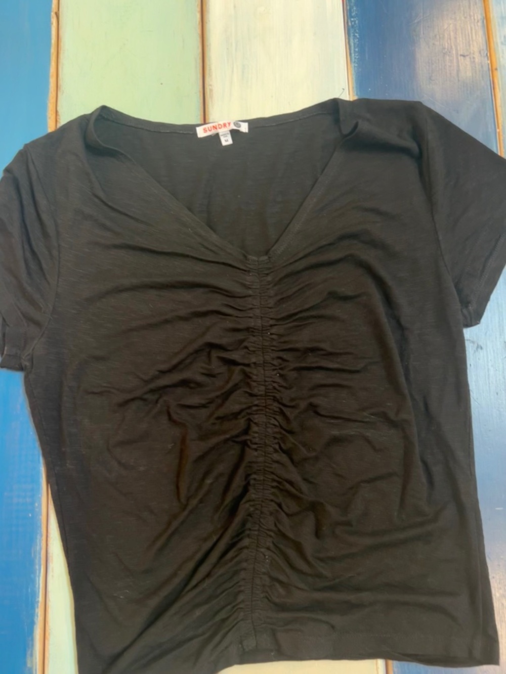 Sundry Black Ruched V Neck Tee Top Women’s Medium M Made in USA
